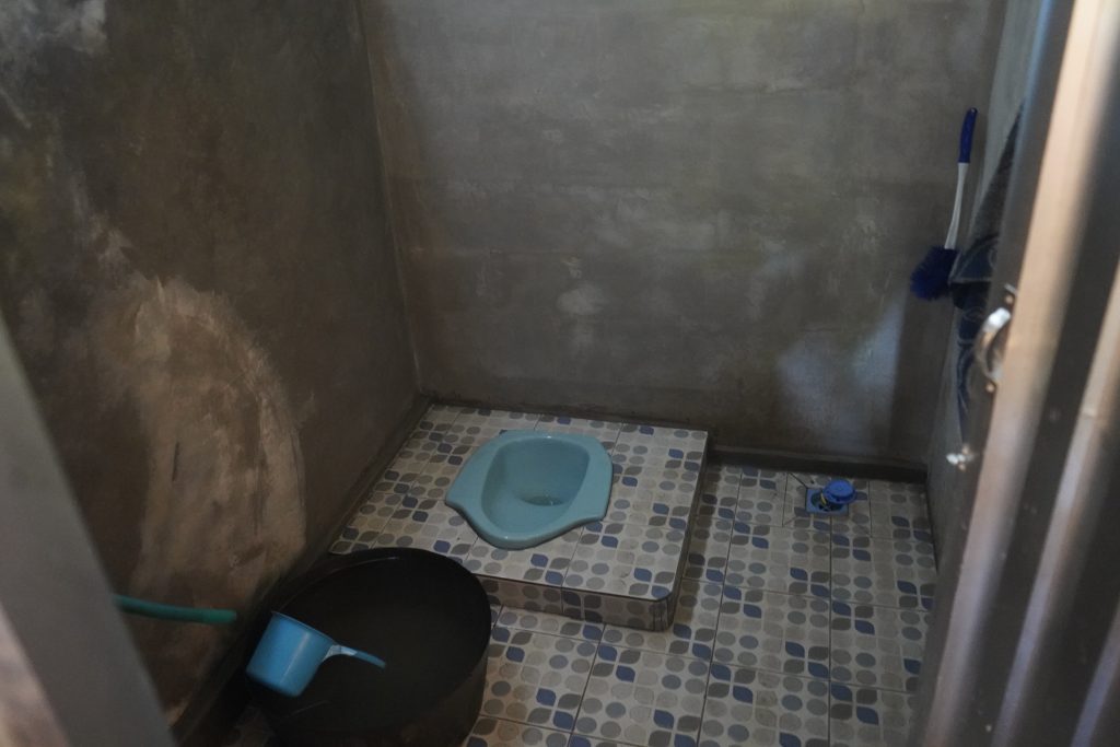 Kondisi kamar mandi sesudah renovasi